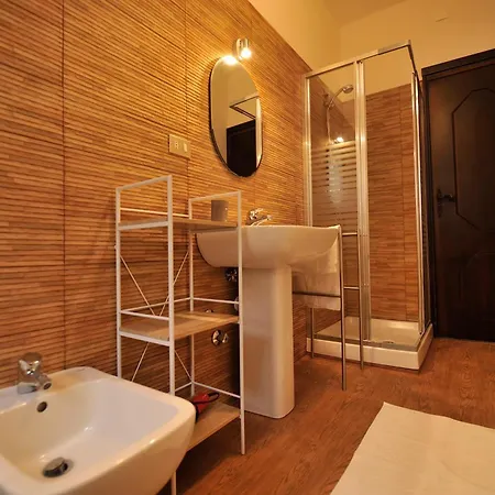 Casa Piazza Grande Pietraperzia